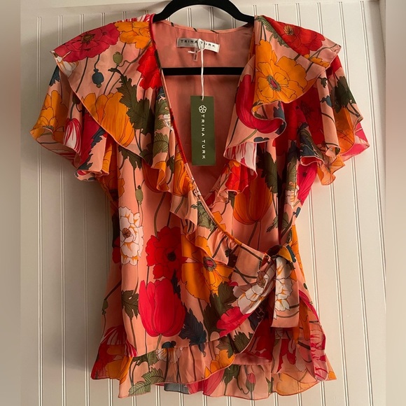 Trina Turk Tops - Trina Turk ruffled short sleeve wrap top, size Small